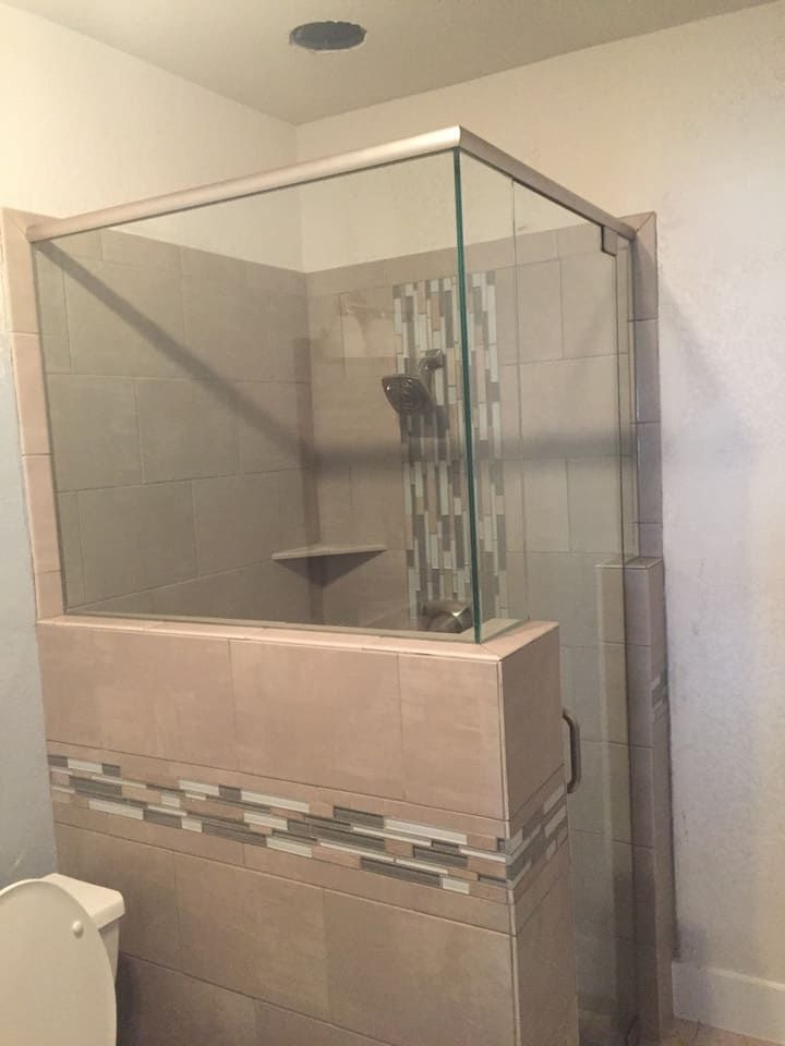 Service Bath & Glass 37