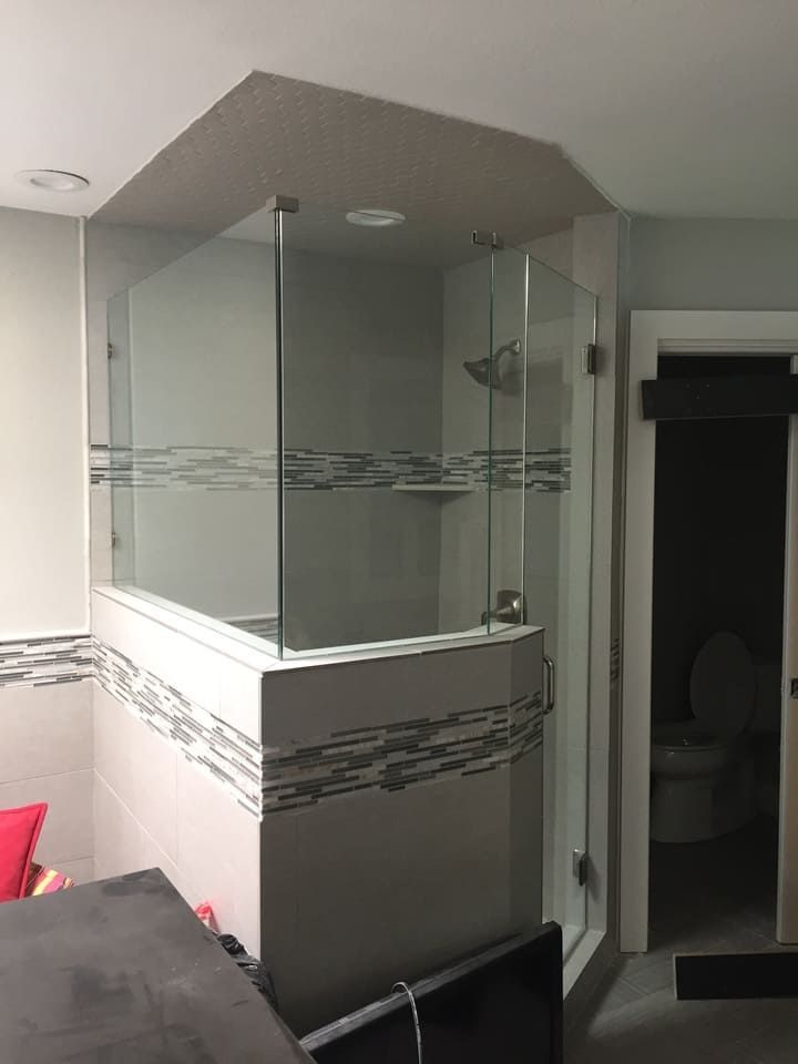 Service Bath & Glass 38