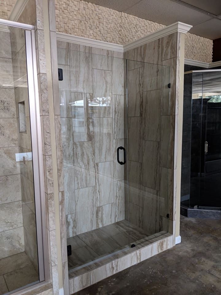 Service Bath & Glass 83