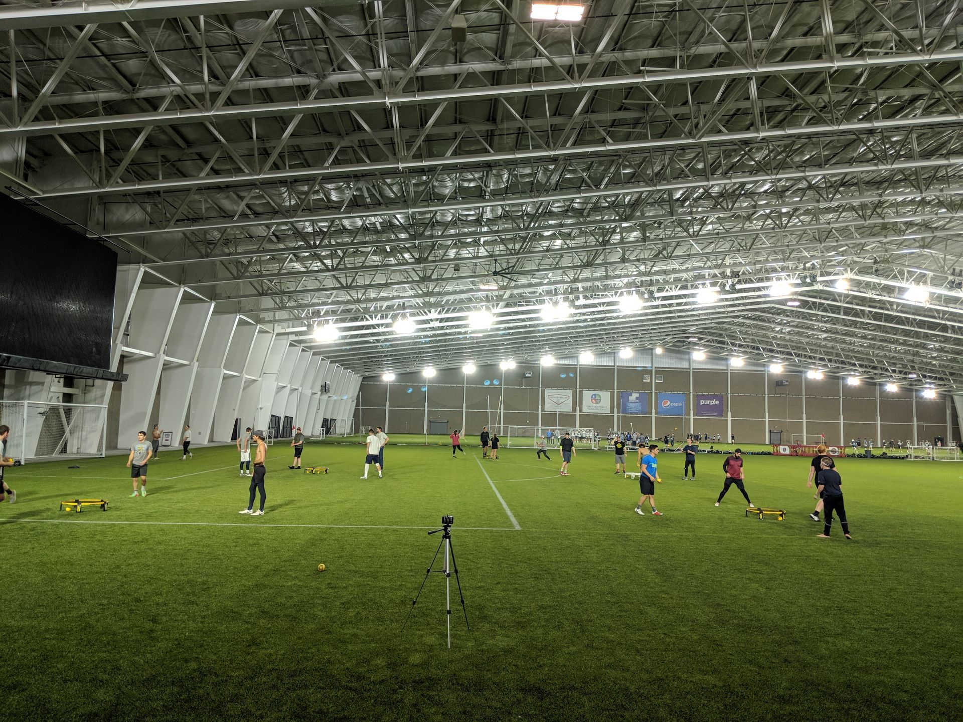 Indoor Winter Spikeball League