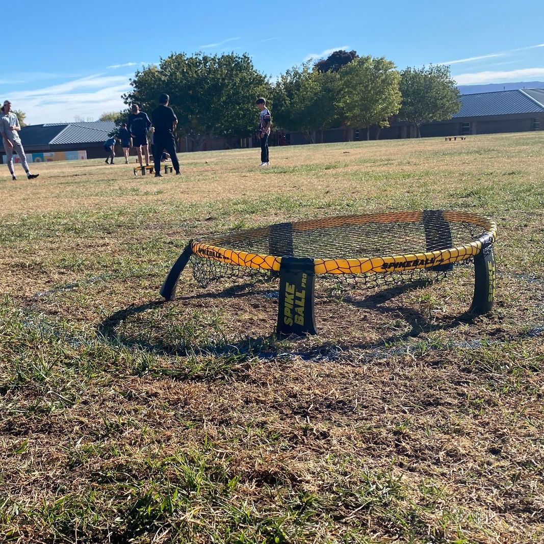 Spikeball Pro Set is Crooked compared to Premier Spike