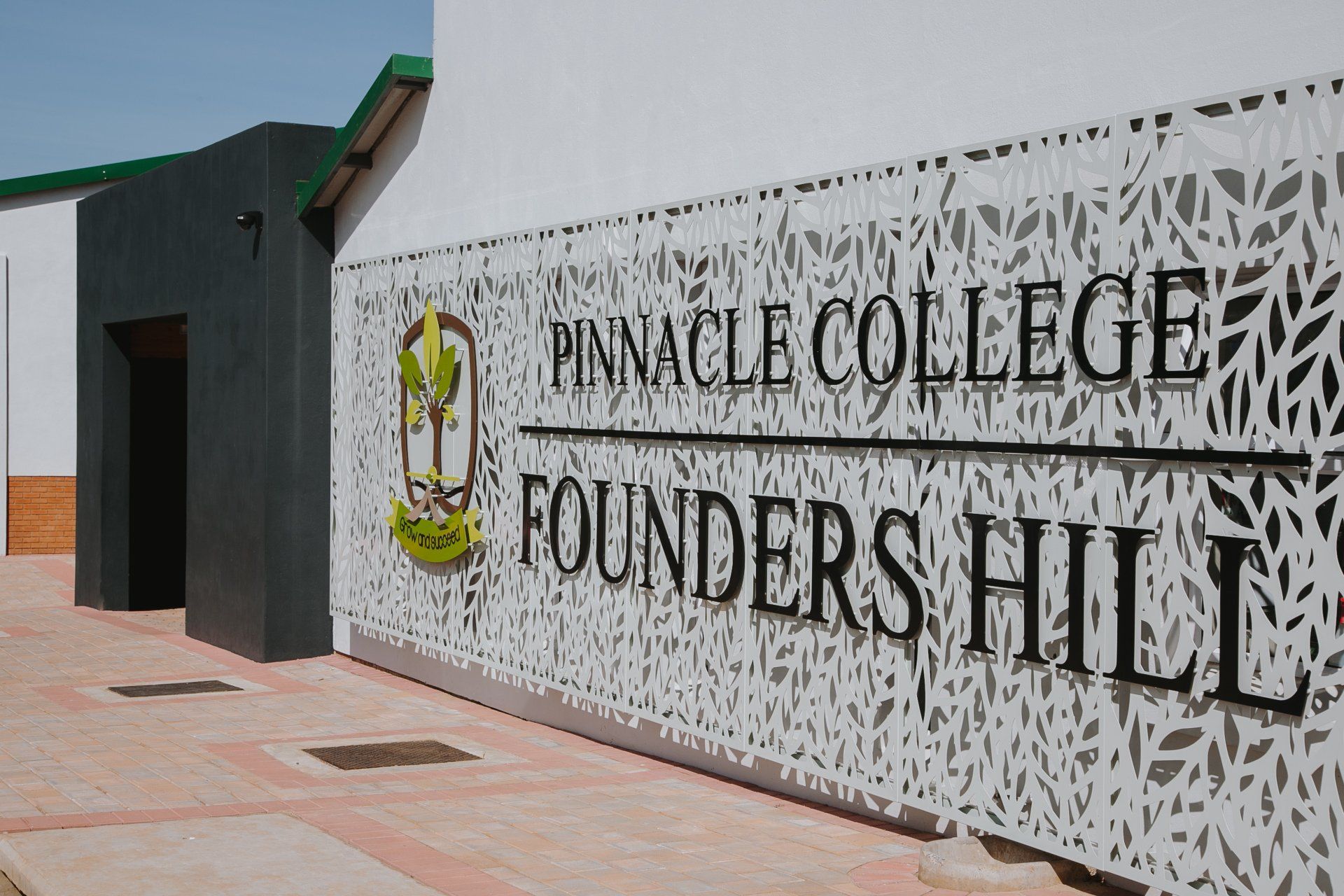 Pinnacle College Founders Hill Entrance