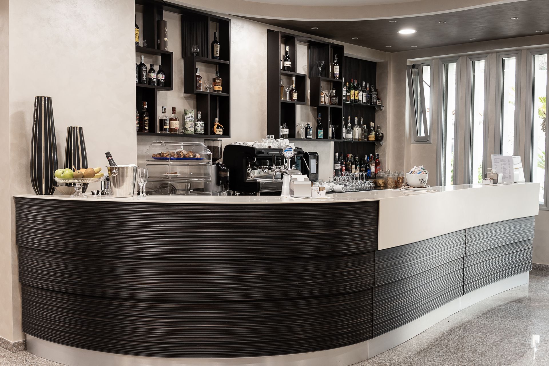 the bar of the Vittoria Rosarno hotel
