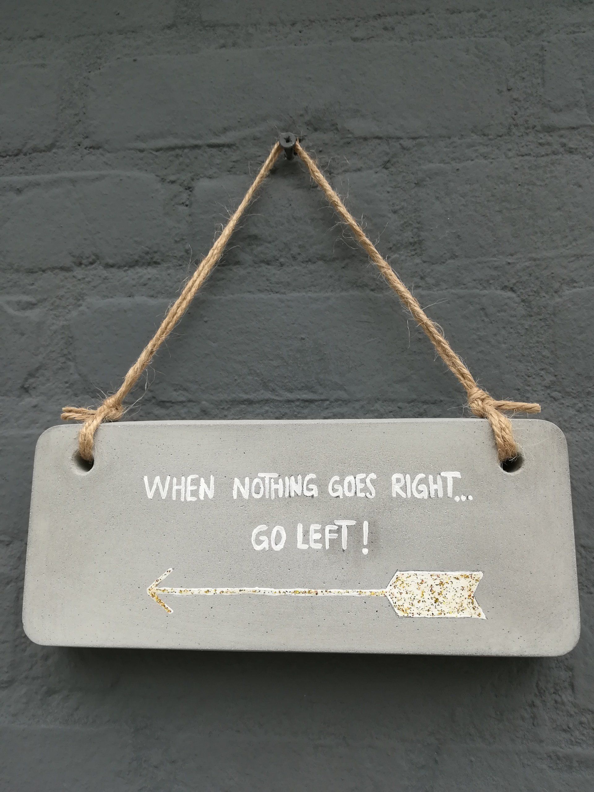 uniek betonnen bord, handgemaakt betonnen bord, handgemakt cement bord, uniek handgemaakt betonnen bord, uniek handgemaakt cement bord, uniek cadeautje van beton, uniek cadeautje van cement, bord van cement, bord van beton, iets anders bord,iets anders bord van beton, iets anders bord van cement