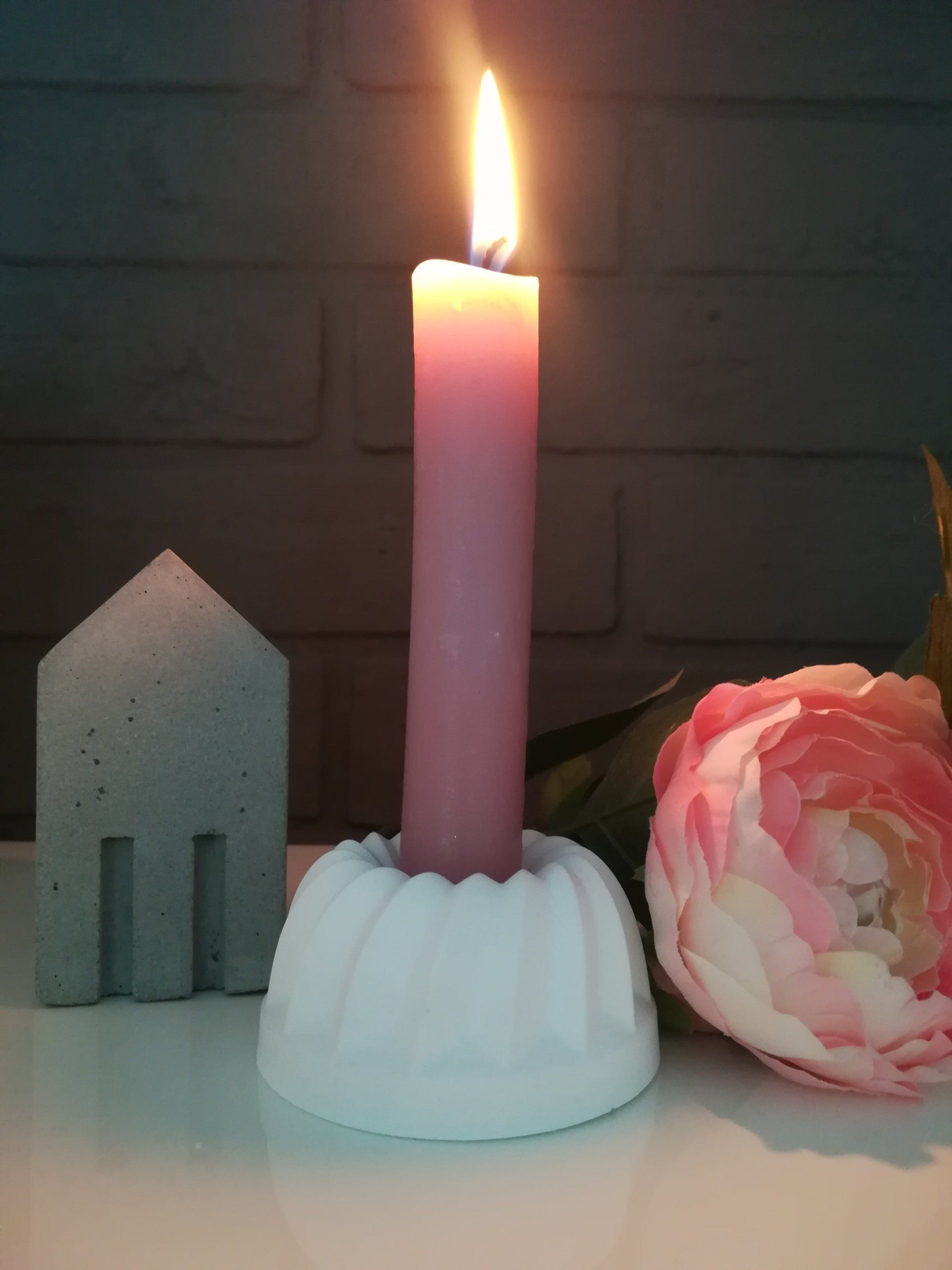 decoratie van beton, betondecoratie, betondeco, taartje van beton, handgemaakt, uniek, schattig, tulband, cadeautje voor verjaardag, handgeschildert