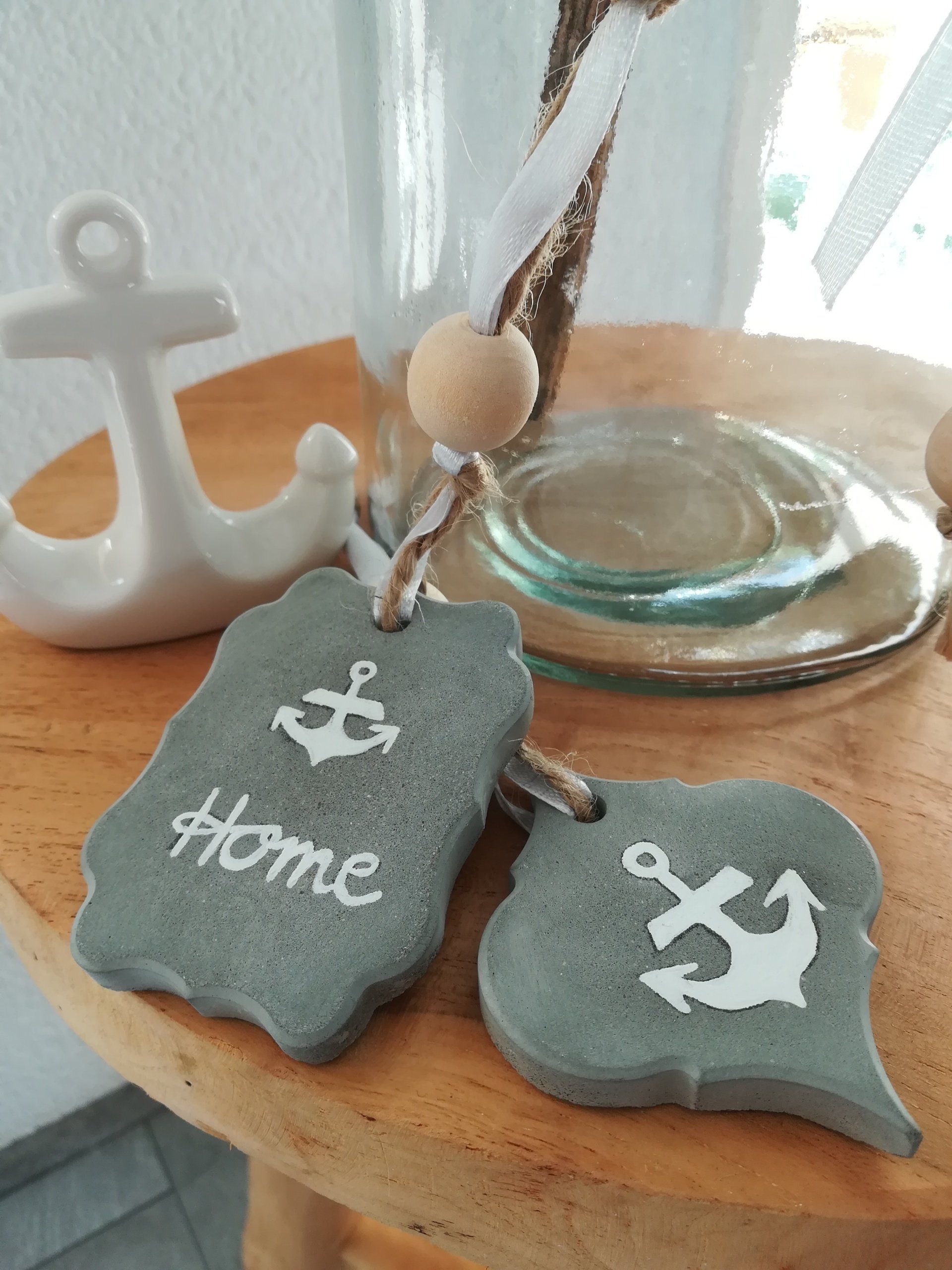 uniek bord, uniek bordje, uniek bordje home, betonnen bordje home, betonnen bordje anker, uniek betonnen bordje, uniek cadeau, uniek cadeautje, iets anders geven, iets anders schenken, leuk bord beton, leuk bord cement, leuk bordje van cement, leuk bord uniek, uniek bord van cement, wit gietpoeder bord, home bord, anker bord, wit gietpoeder deco, betonnen deco, deco van beton, betondeco, betondecoratie, uniek betondeco