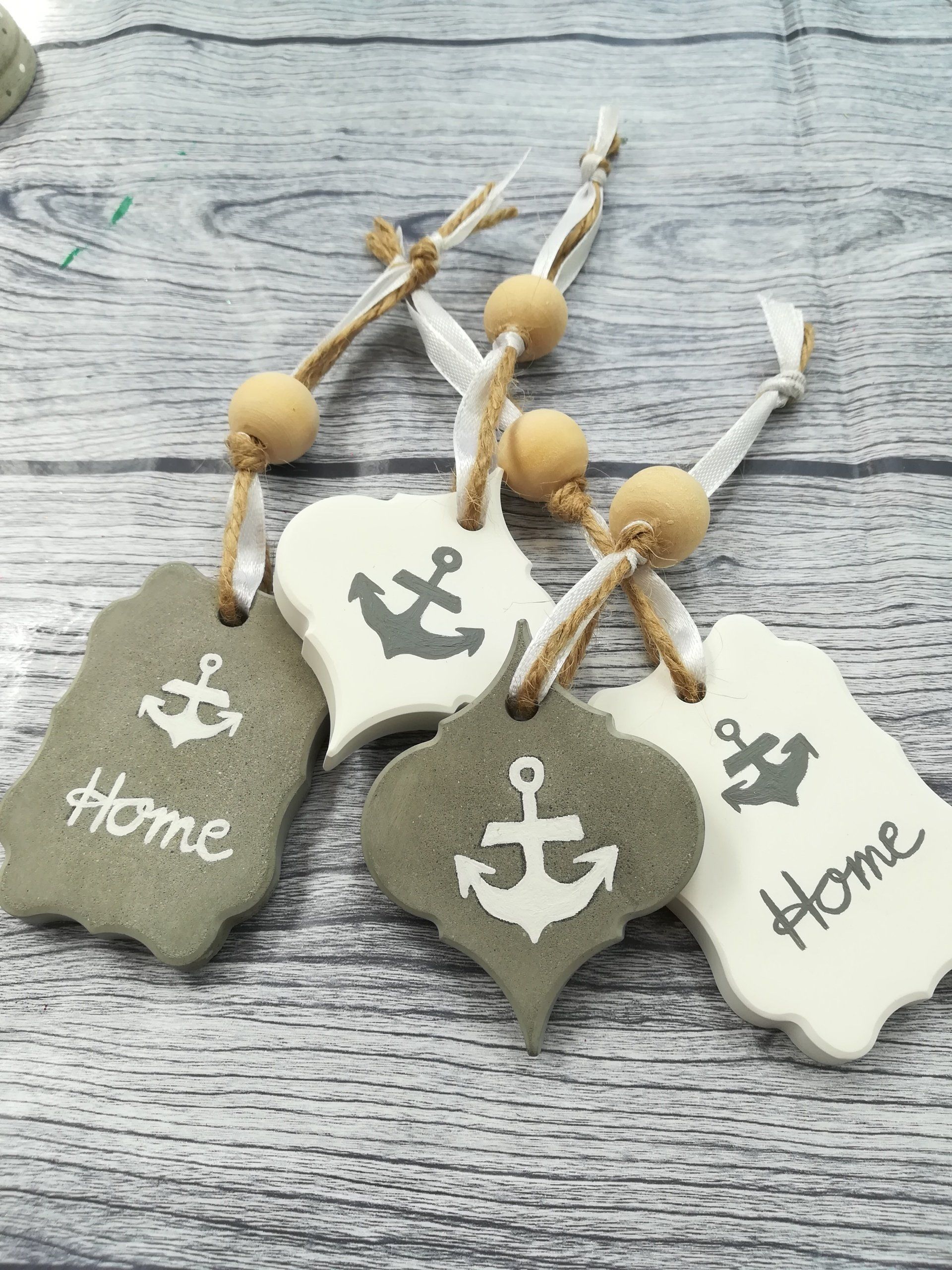 uniek bord, uniek bordje, uniek bordje home, betonnen bordje home, betonnen bordje anker, uniek betonnen bordje, uniek cadeau, uniek cadeautje, iets anders geven, iets anders schenken, leuk bord beton, leuk bord cement, leuk bordje van cement, leuk bord uniek, uniek bord van cement, wit gietpoeder bord, home bord, anker bord, wit gietpoeder deco, betonnen deco, deco van beton, betondeco, betondecoratie, uniek betondeco