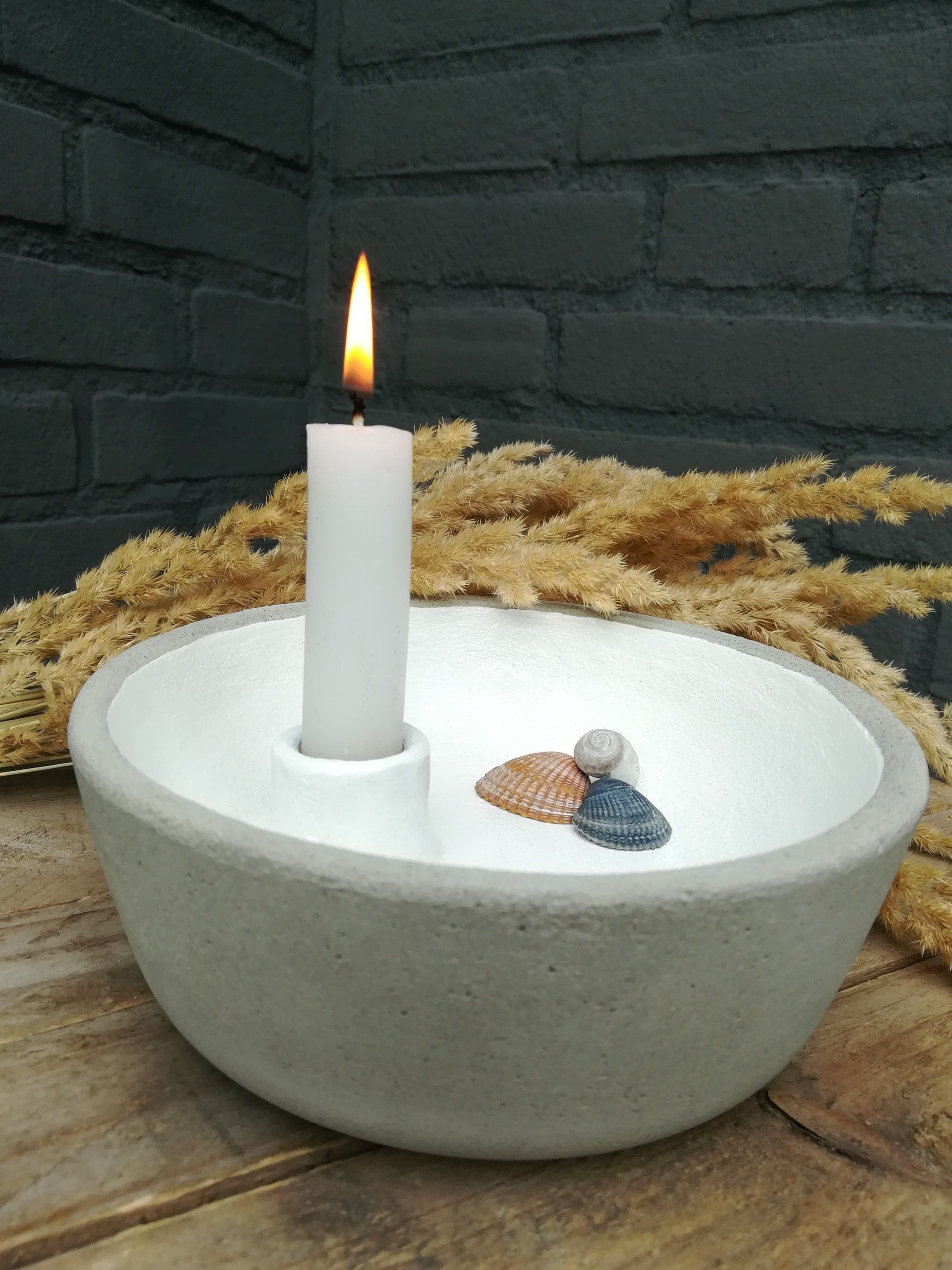 uniek kaarsenhouder, uniek kaarsenhouder van beton, lidatorp, lidatorp van beton, lidatorp van cement, betonnen kom met kaarsenhouder, uniek lidatorp, betonnen lidatorp, handmade betonnen kom, handgemaakte betonnen kom, handgemaakte kom van cement, uniek cement deco, decoratievan beton