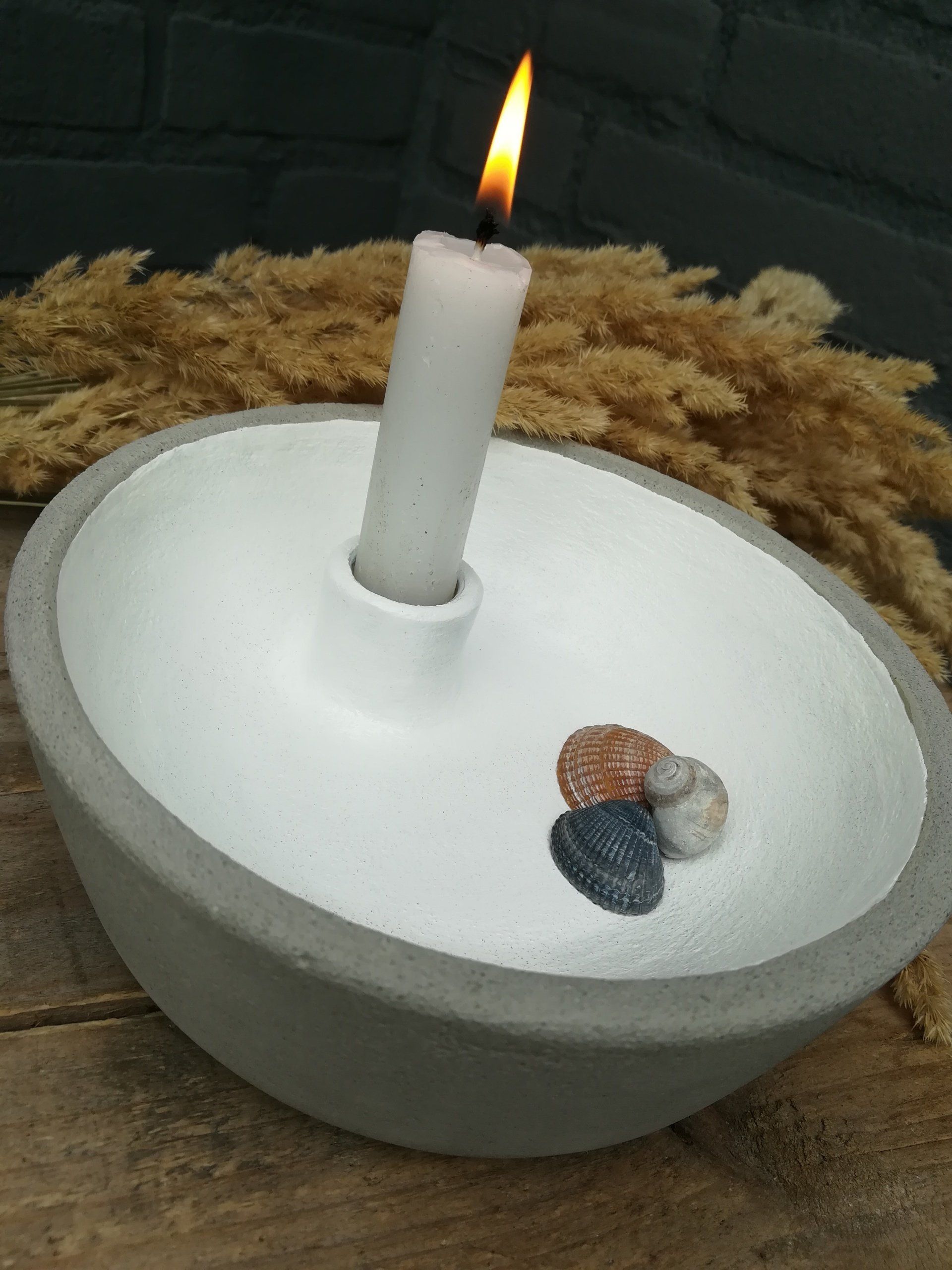uniek kaarsenhouder, uniek kaarsenhouder van beton, lidatorp, lidatorp van beton, lidatorp van cement, betonnen kom met kaarsenhouder, uniek lidatorp, betonnen lidatorp, handmade betonnen kom, handgemaakte betonnen kom, handgemaakte kom van cement, uniek cement deco, decoratievan beton