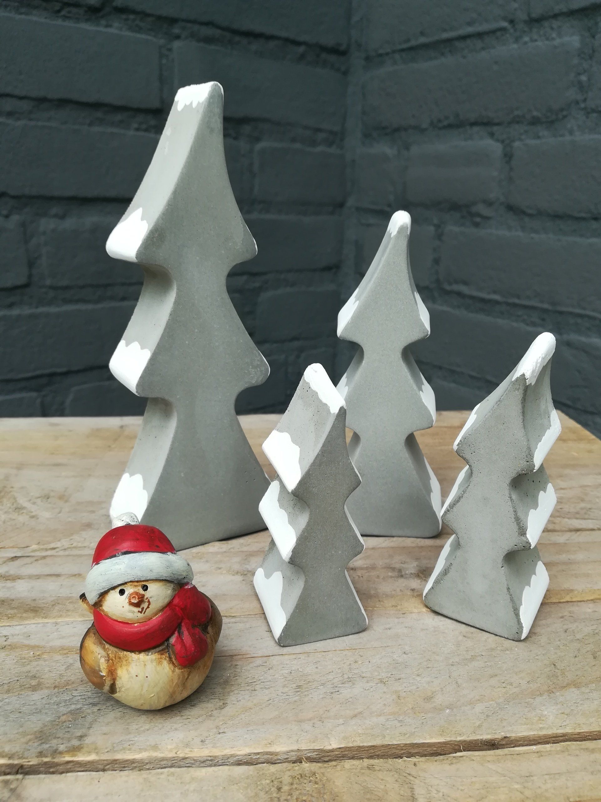 uniek kerst deco, iets anders deco, uniek iets anders deco voor kerst, kerst boom van beton, kerst boom van cement, handgemaakt kerst boom, winter deco, winter deco van beton, winter deco van cement, handgemaakt boom van beton, handgemmakt boom van cement, kerst decoratie van beton, kerst decoratie can cement