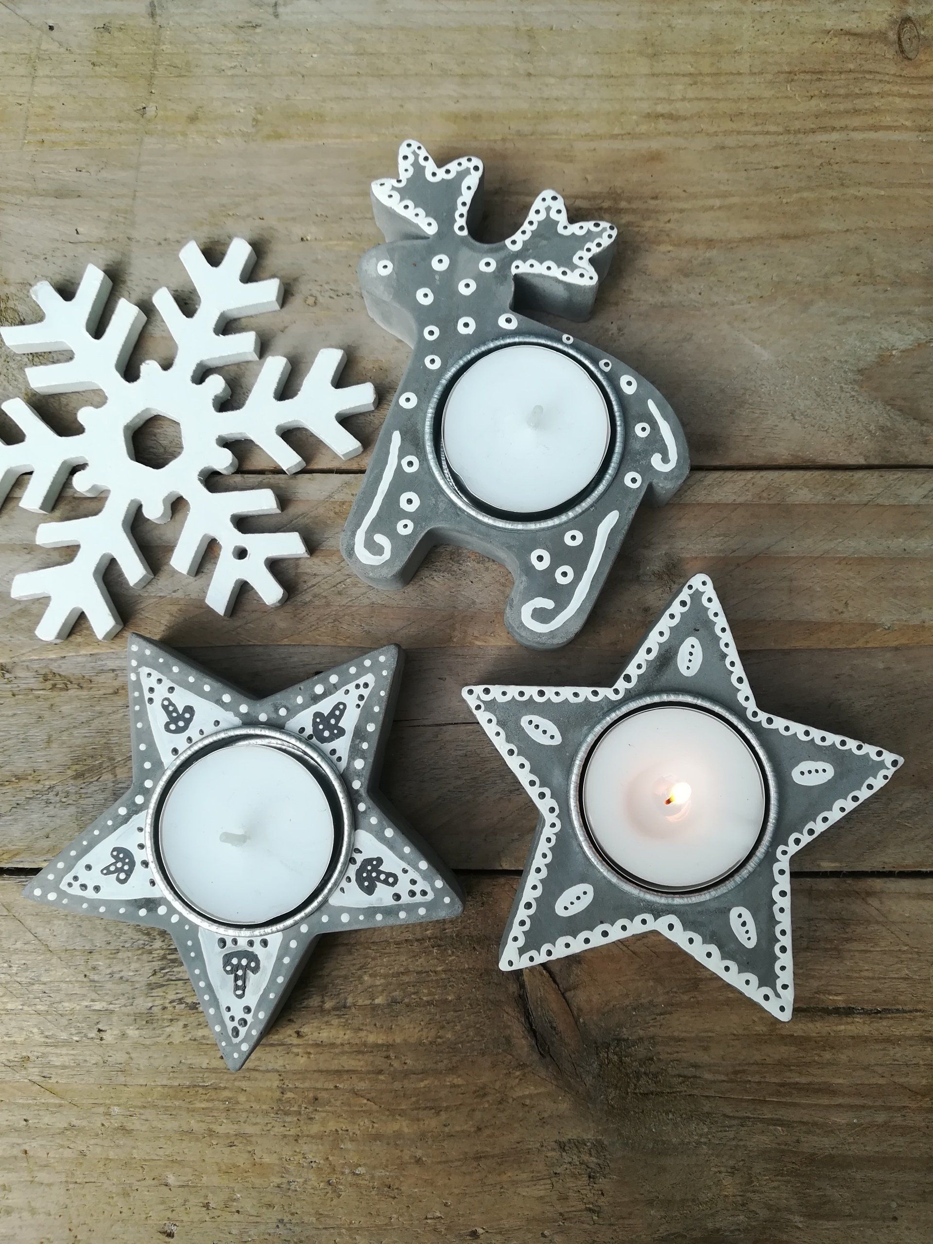 waxinelicht van beton, waxinelicht van cement, waxinelicht van beton kerst, theelichthouder van beton, theelichthouder van cement, theelichthouder handgemaakt, theelichthouder voor kerstmis, cadeau kerstmis beton, betonnen theelichthouder kerst, betonnen theelichthouder kerstmis, decoratie van beton kerst