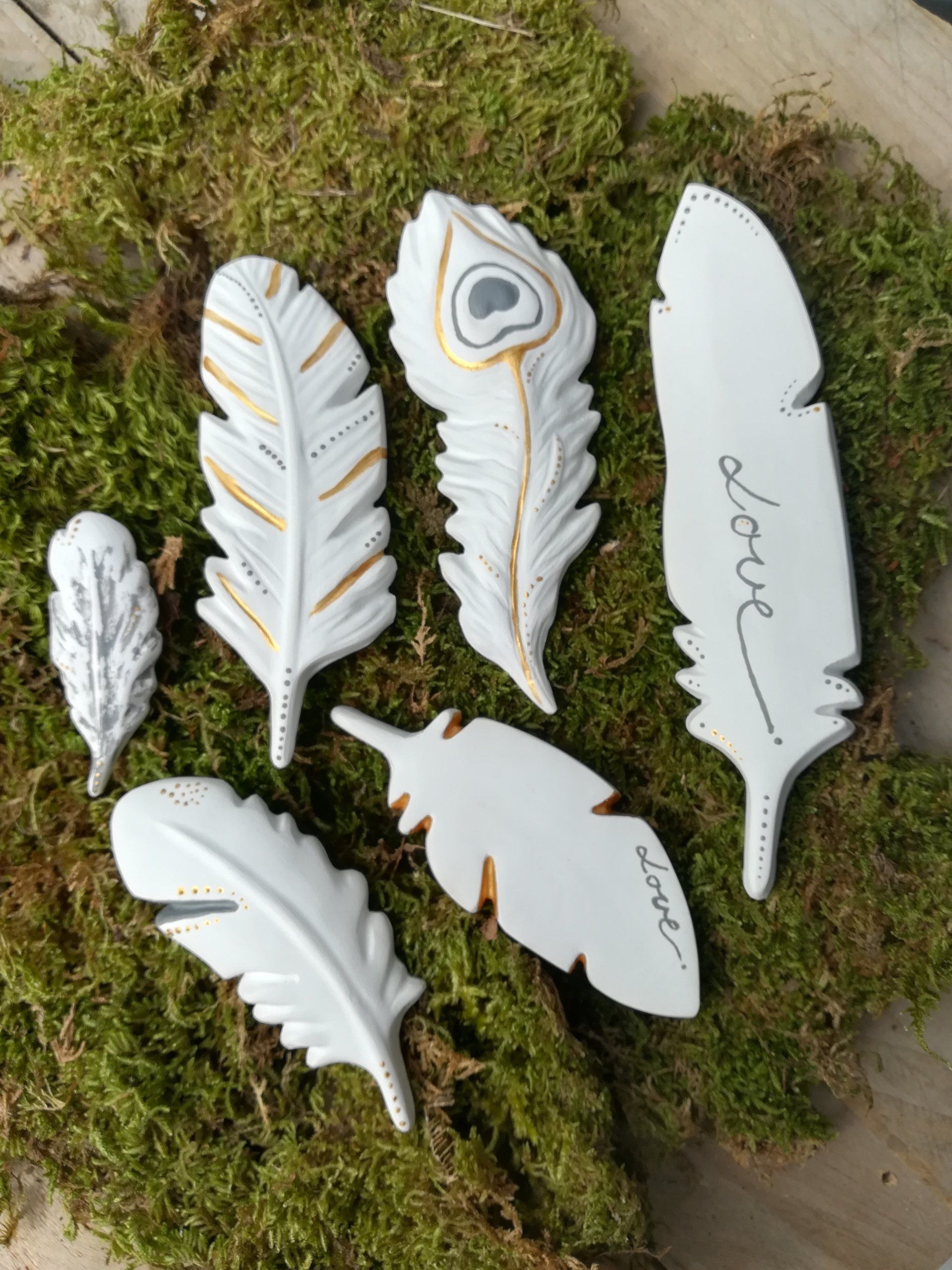 veren, uniek veren, veren handgemaakt, raysin veren, gietpoeder veren, veren cement, cement veren, uniek decoratie, uniek deco, veren deco, deco van cement, deco van beton, uniek kado, uniek cadautje, veren beton, wit gietpoeder veren, handgemaakt, handgeschilderd