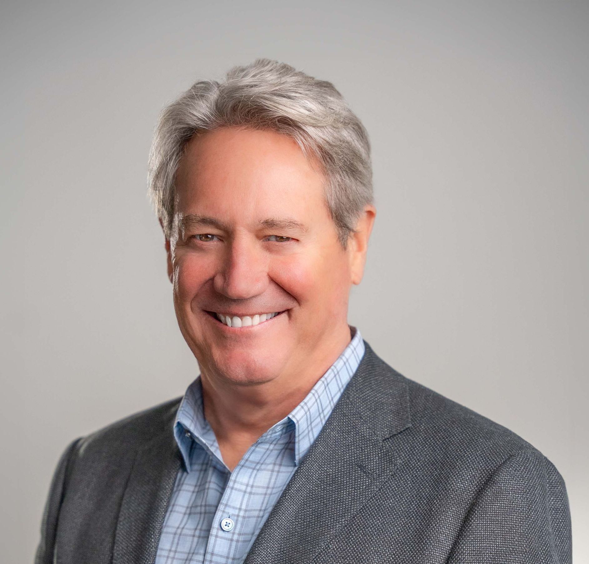 Headshot of Frank O. Holloway 