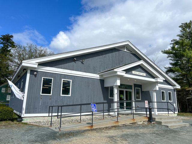 LISTEN Thrift Stores in the Upper Valley of NH and VT