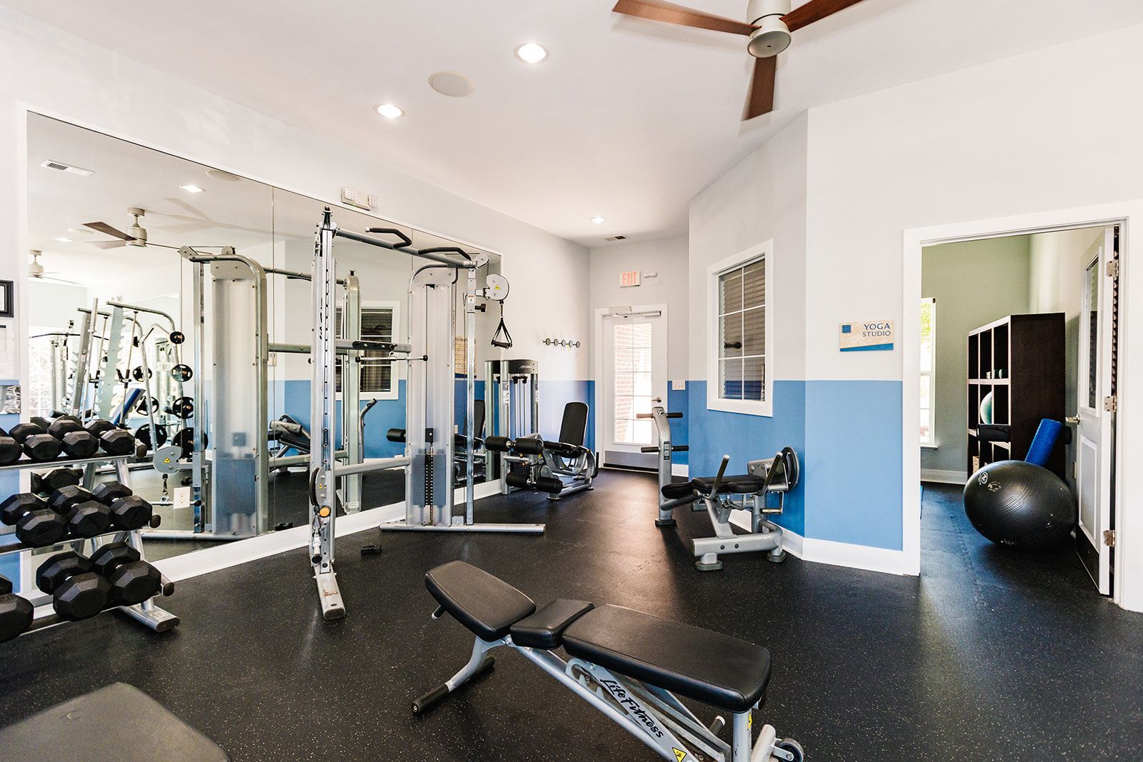 Settler's Landing apartment community fitness center.