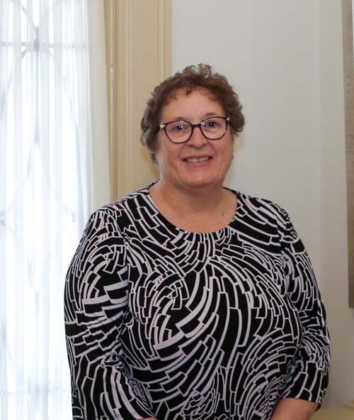 Joyce Dyer