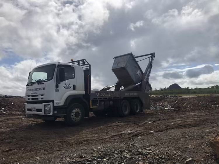 Dumping Waste on the Disposal Area — Absolute Waste in Mulara, QLD