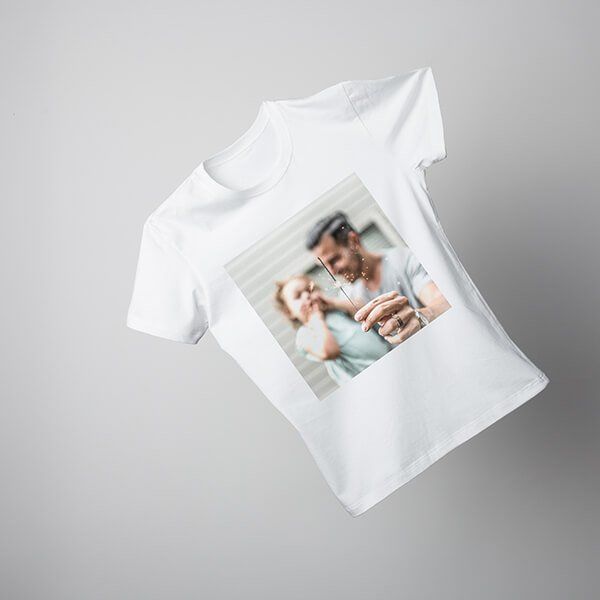 T-shirt with a printed picture