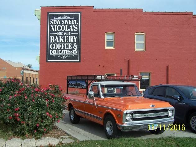 Finished business sign - Detailed signs in Council Bluffs,IA