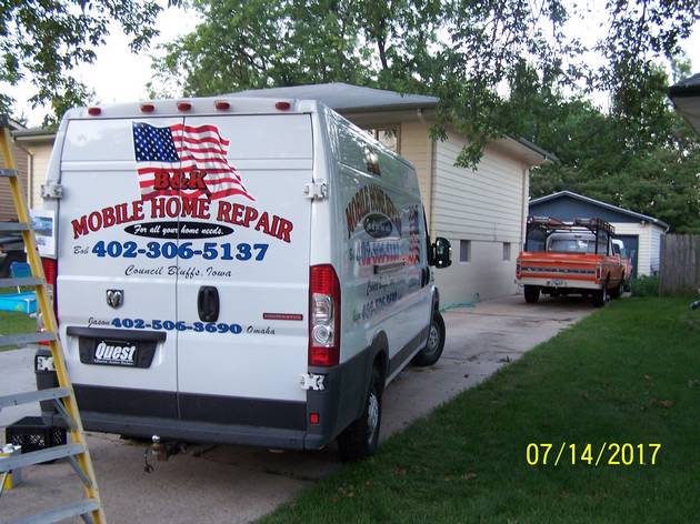 Vehicle back sign - Detailed signs in Council Bluffs,IA