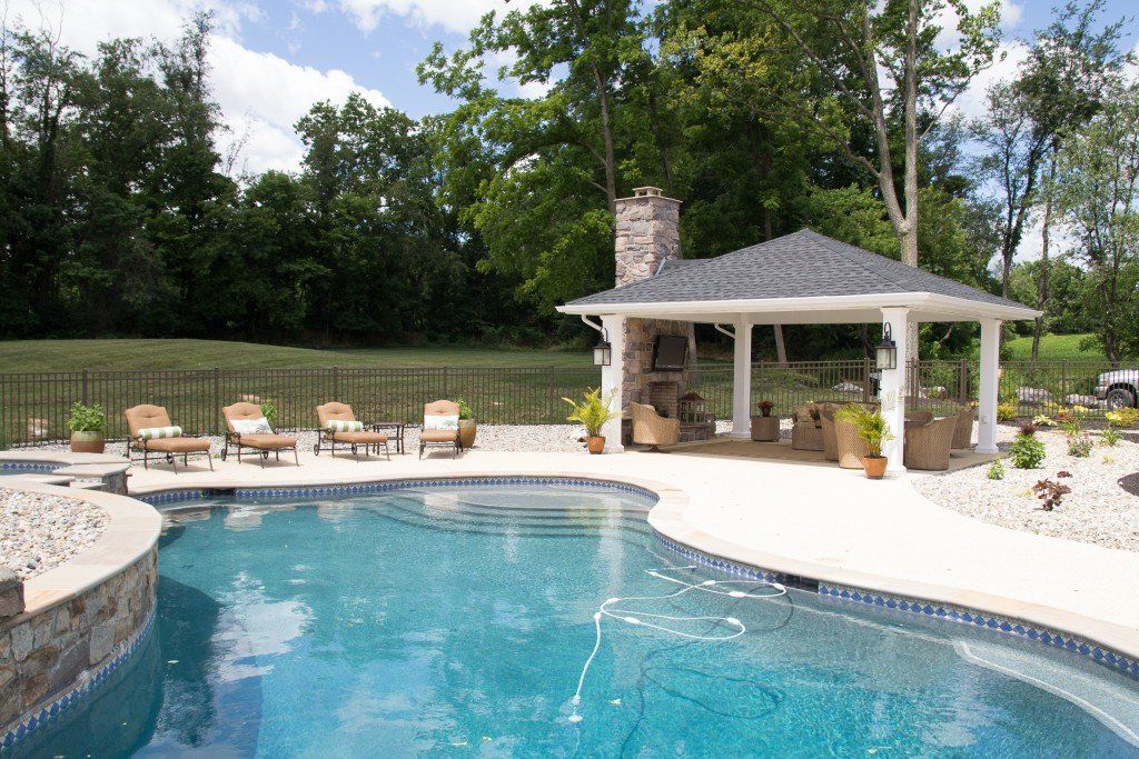 Elegant pool — swimming pool in Newville, PA