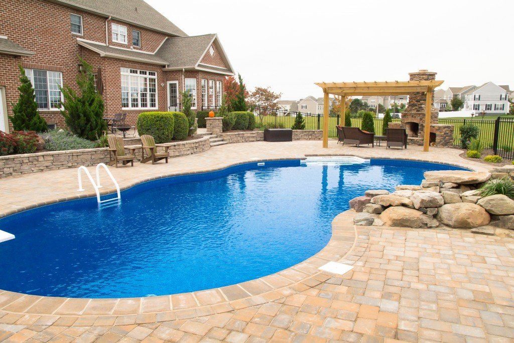 large pool — swimming pool in Newville, PA