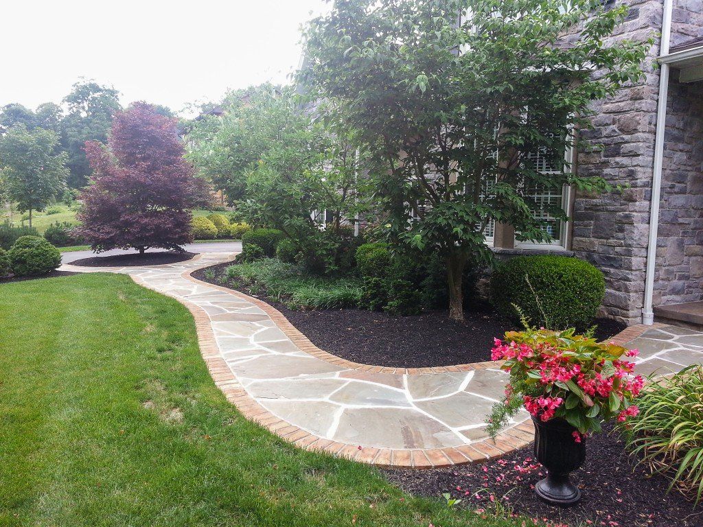 stone patio — custom walkways in Newville, PA
