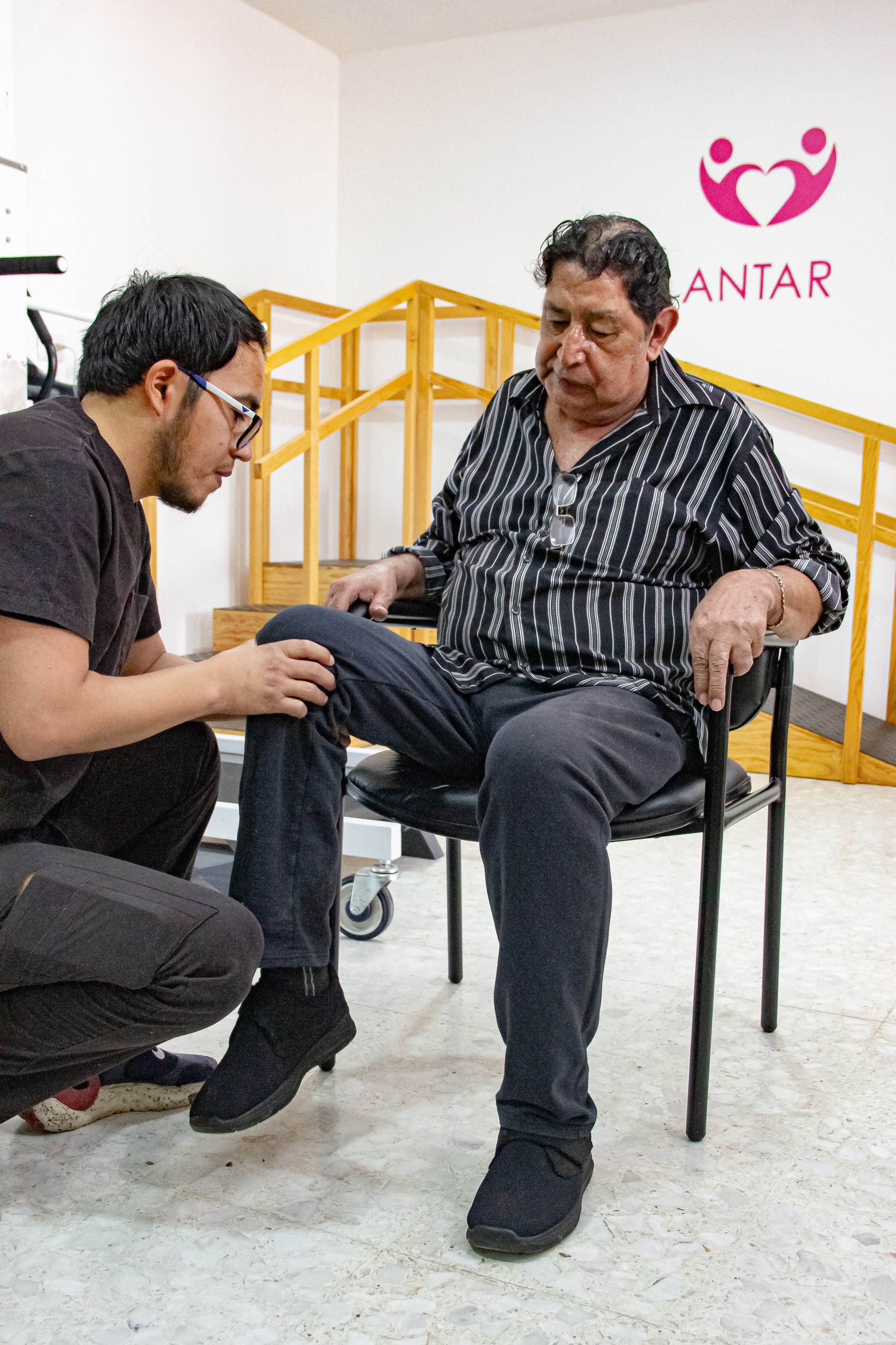 CLÍNICA ANTAR - ATENCIÓN PERSONALIZADA 24/7 CLÍNICA ANTAR - ATENCIÓN PERSONALIZADA 24/7