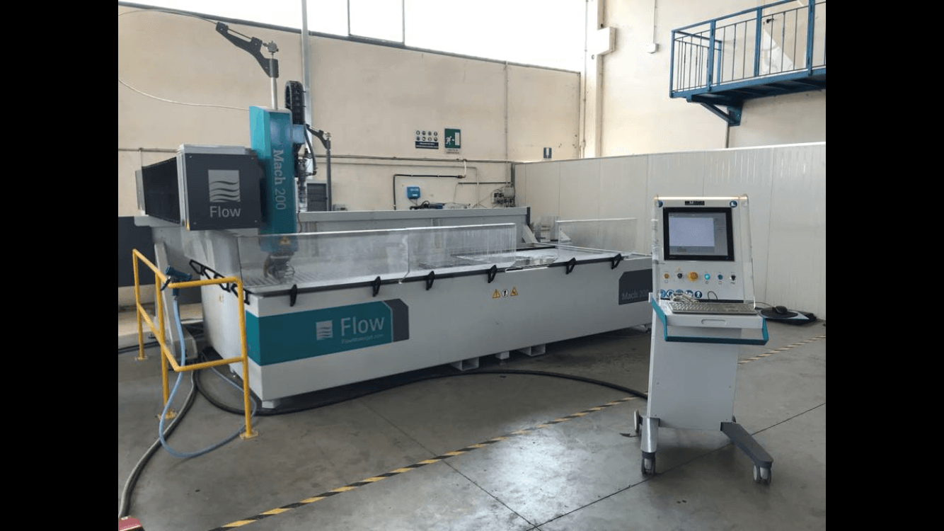 LA NUOVA “MACH 200” DELLA FLOW