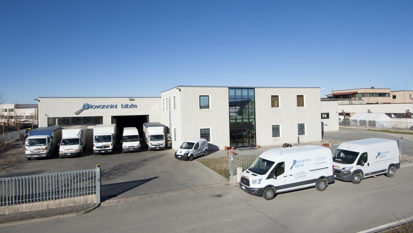 magazzino ditta di distribuzione bibite