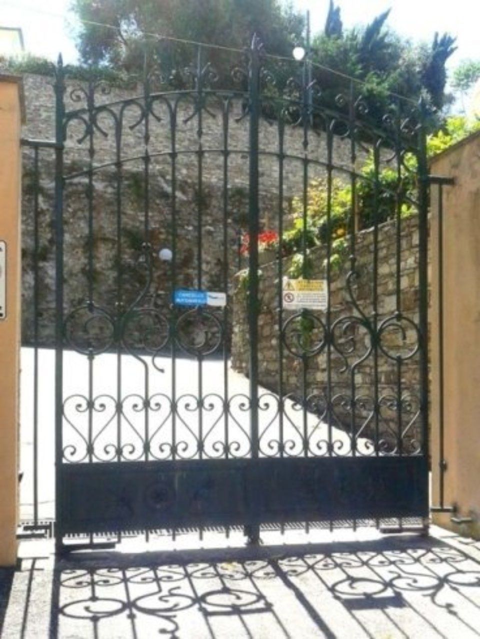 cancello elettrico a battente Genova