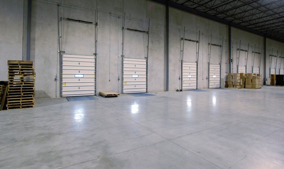 porte basculanti per garage e industrie