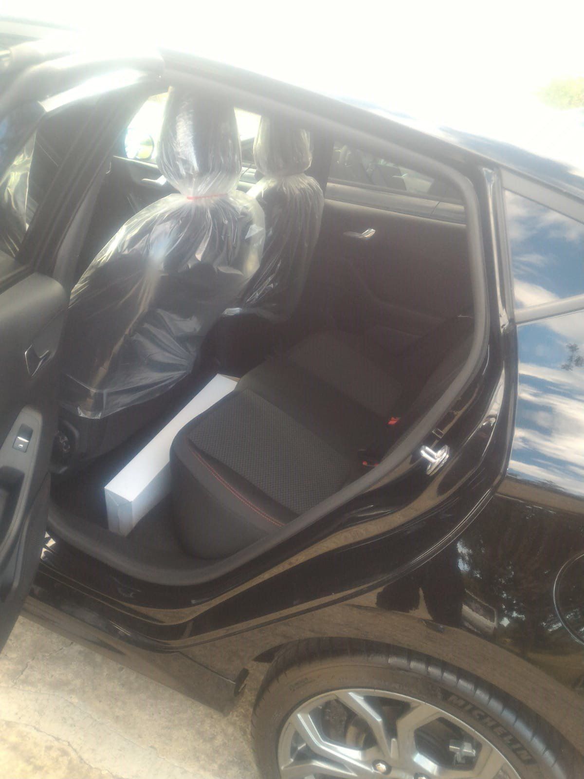 interni di classe auto a noleggio