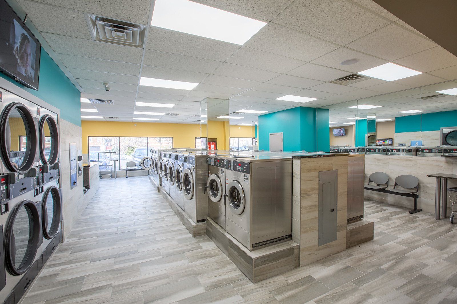 Blue Leaf Laundromat equipment