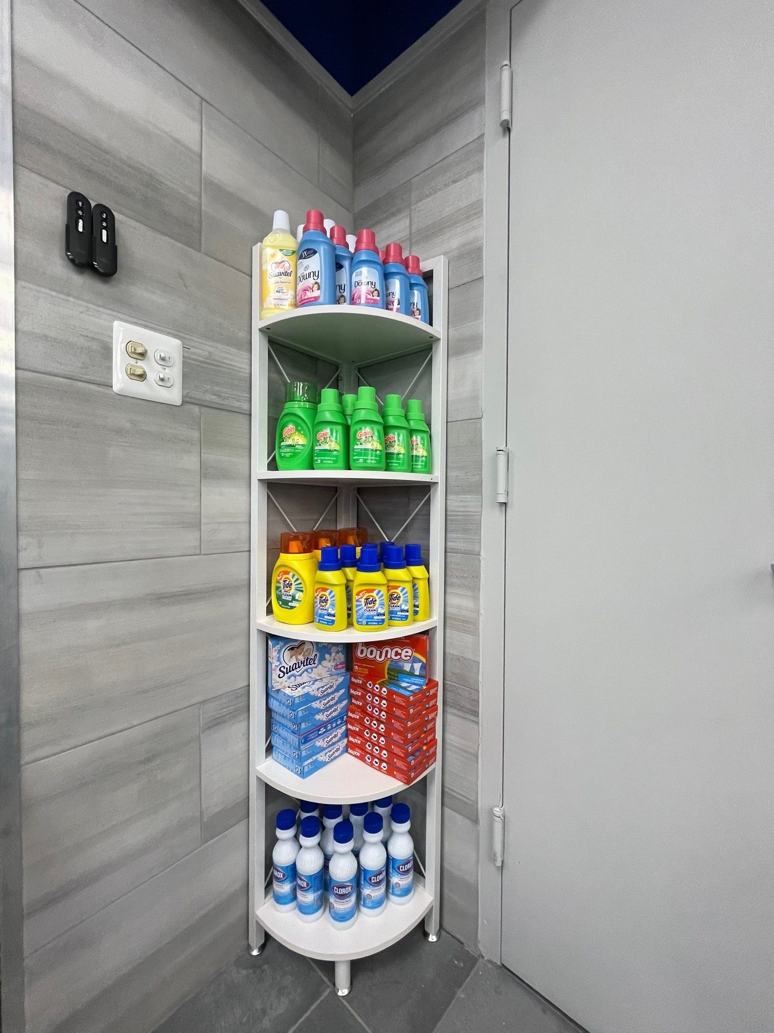 Blue Leaf Laundromat