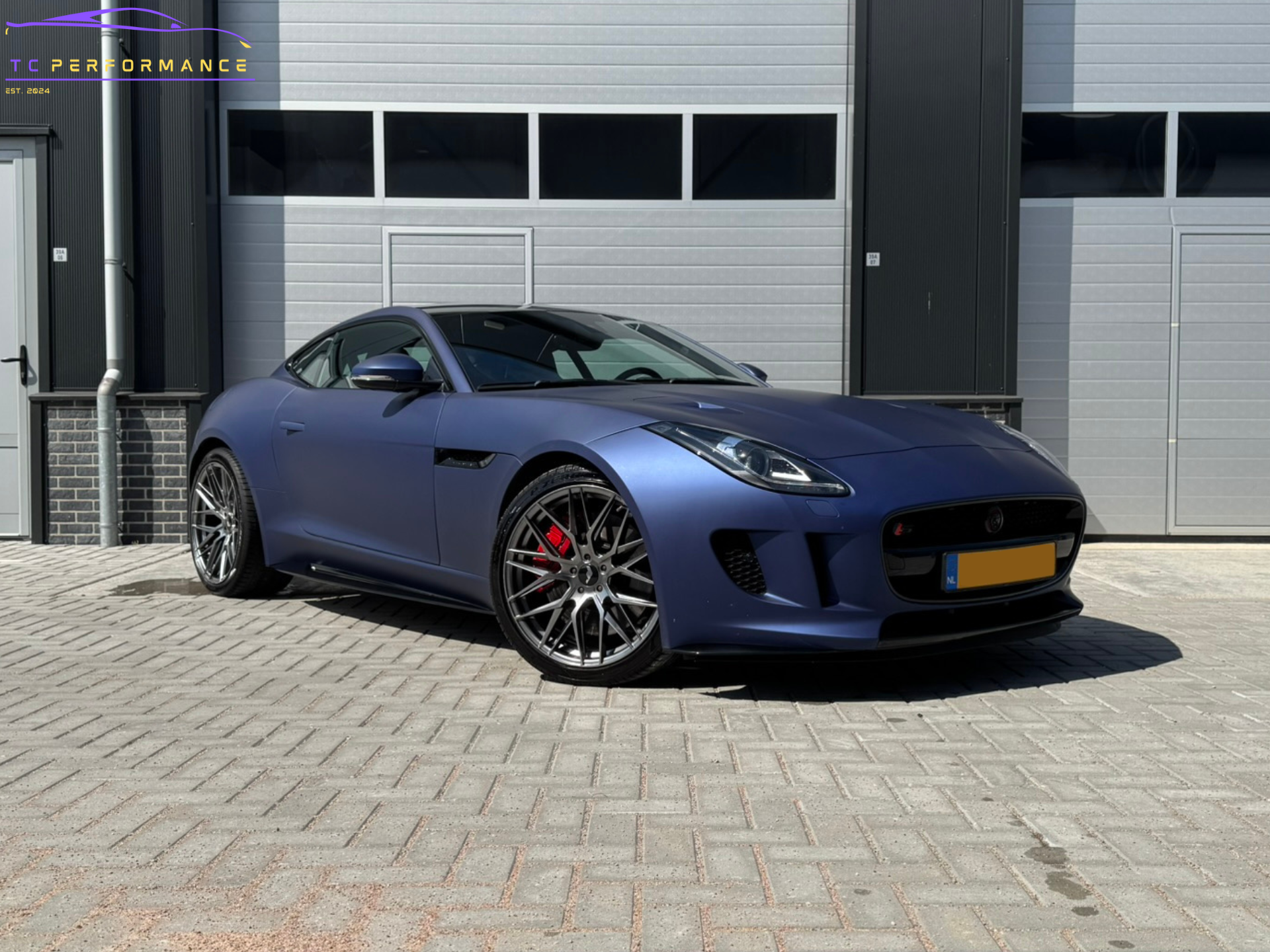 Jaguar F-Type Wrap Blauw Detailing, Wasbeurt, Schoonmaakbeurt, Poetsen, Reiniging