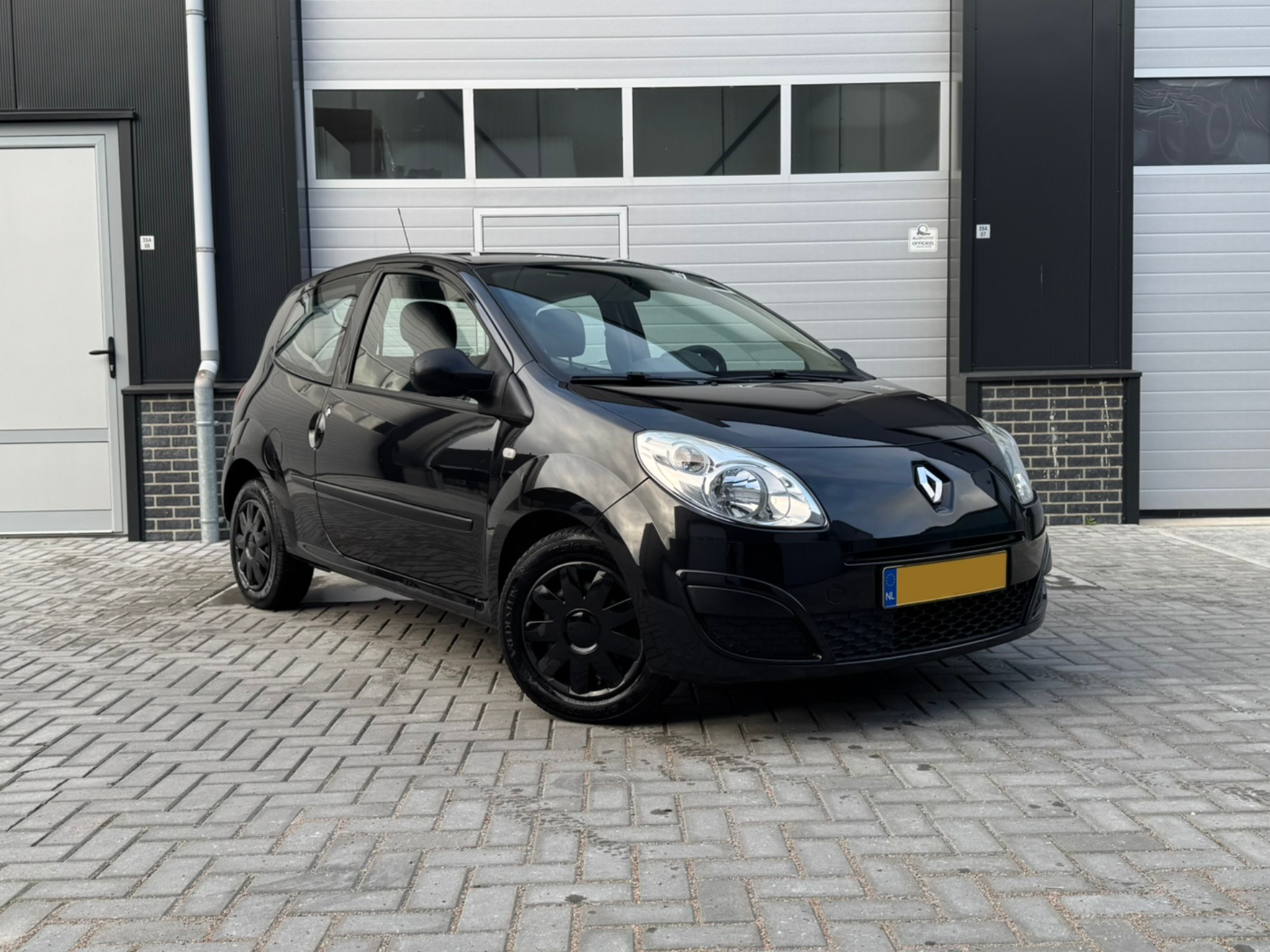 Renault Twingo Zwart Detailing, Polijsten, Poetsbeurt, Wasbeurt, Reiniging