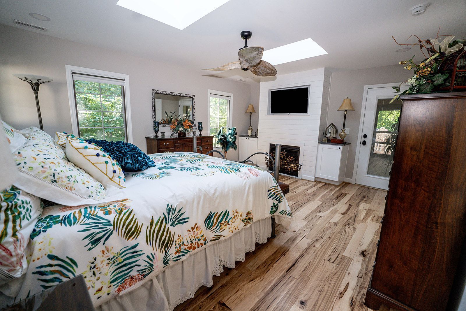 There is a large bed in the middle of the room.