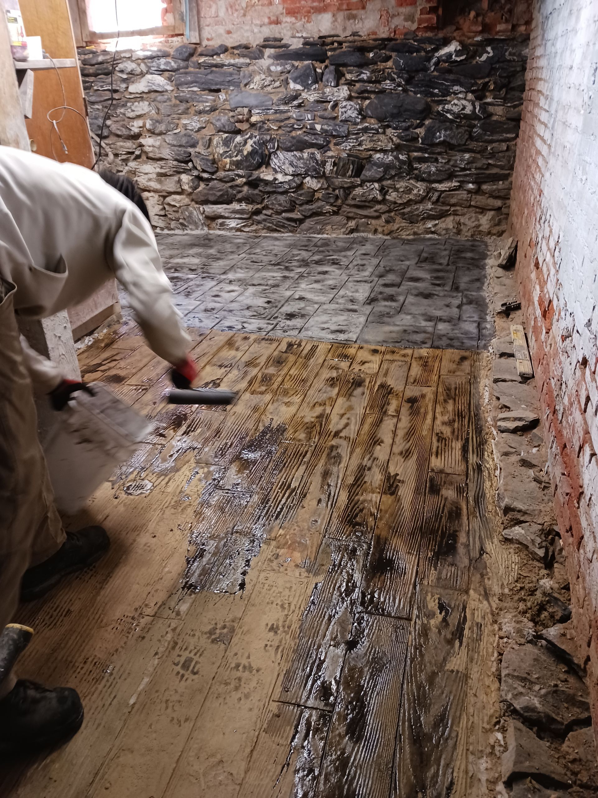 Cleaning Patio — Lancaster, PA — Paradise Plants & Patios