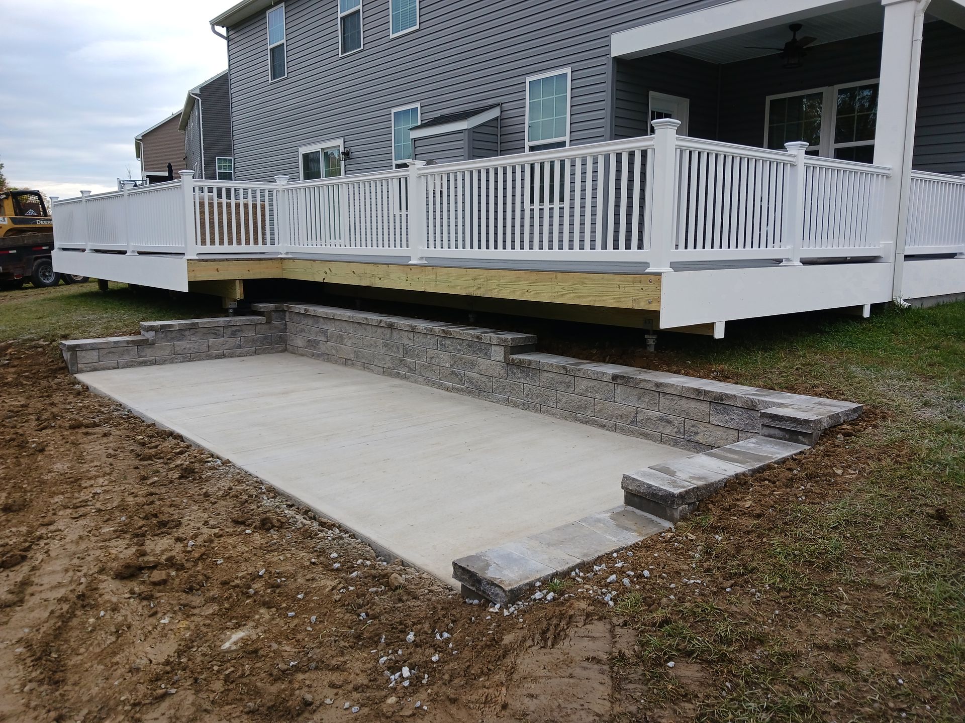 White Deck Rail — Lancaster, PA — Paradise Plants & Patios