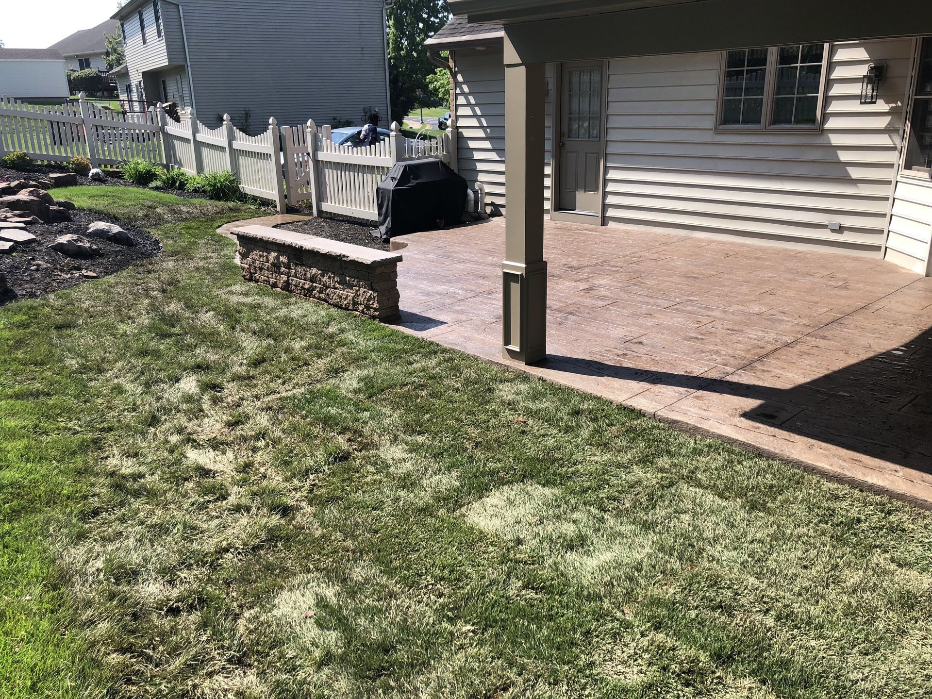 Dry Lawn — Lancaster, PA — Paradise Plants & Patios