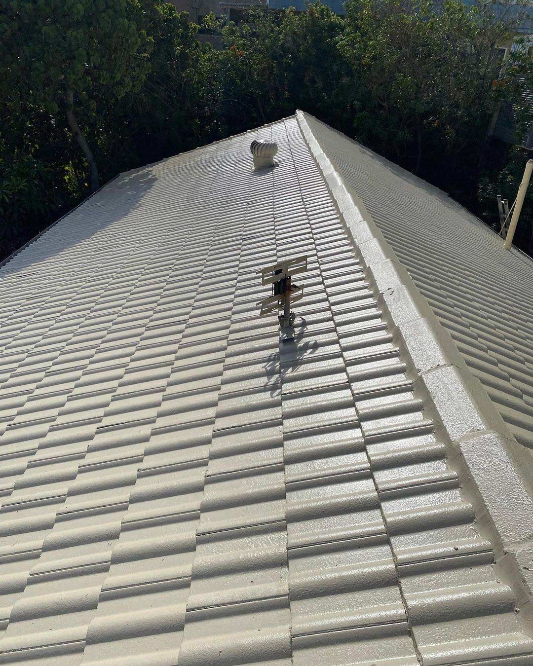 Shiny Roof — Roofers in Bonogin QLD
