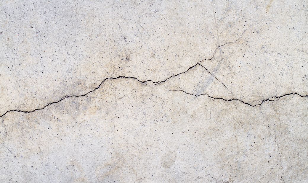 crack in concrete needing to be repaired