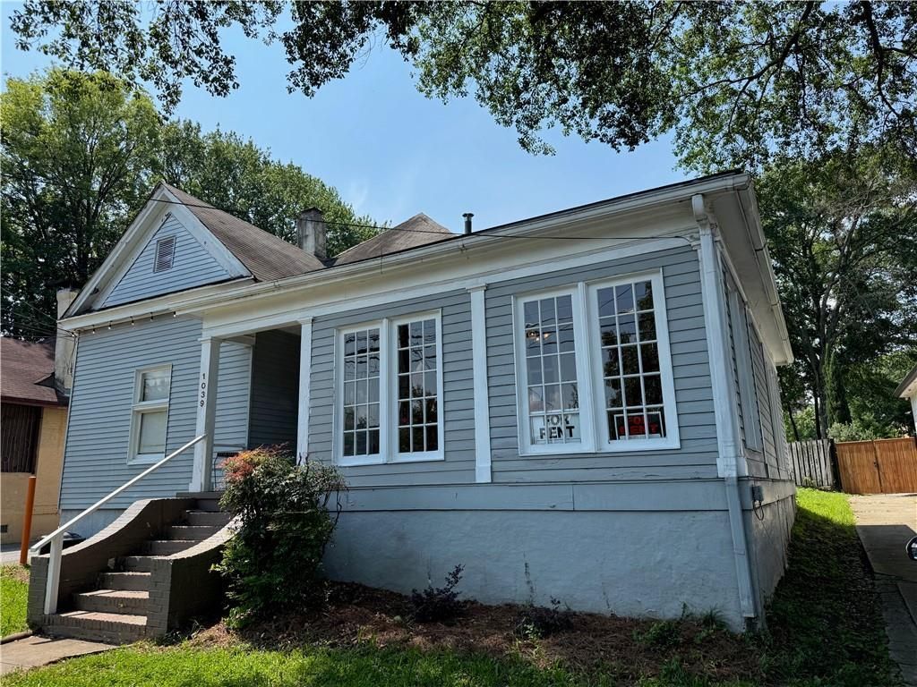 1039 Greenwood Ave Ne