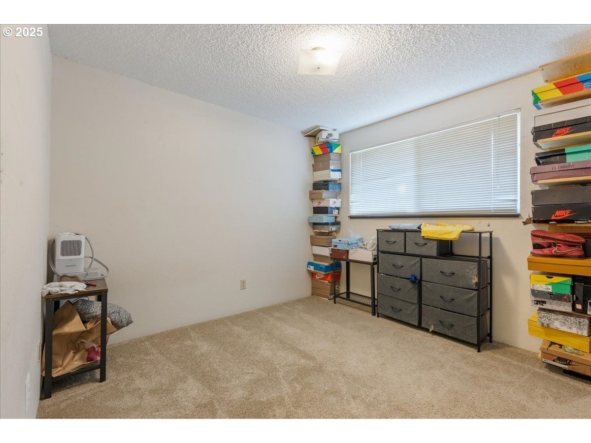 Gresham Duplex at 3025 NE Cleveland