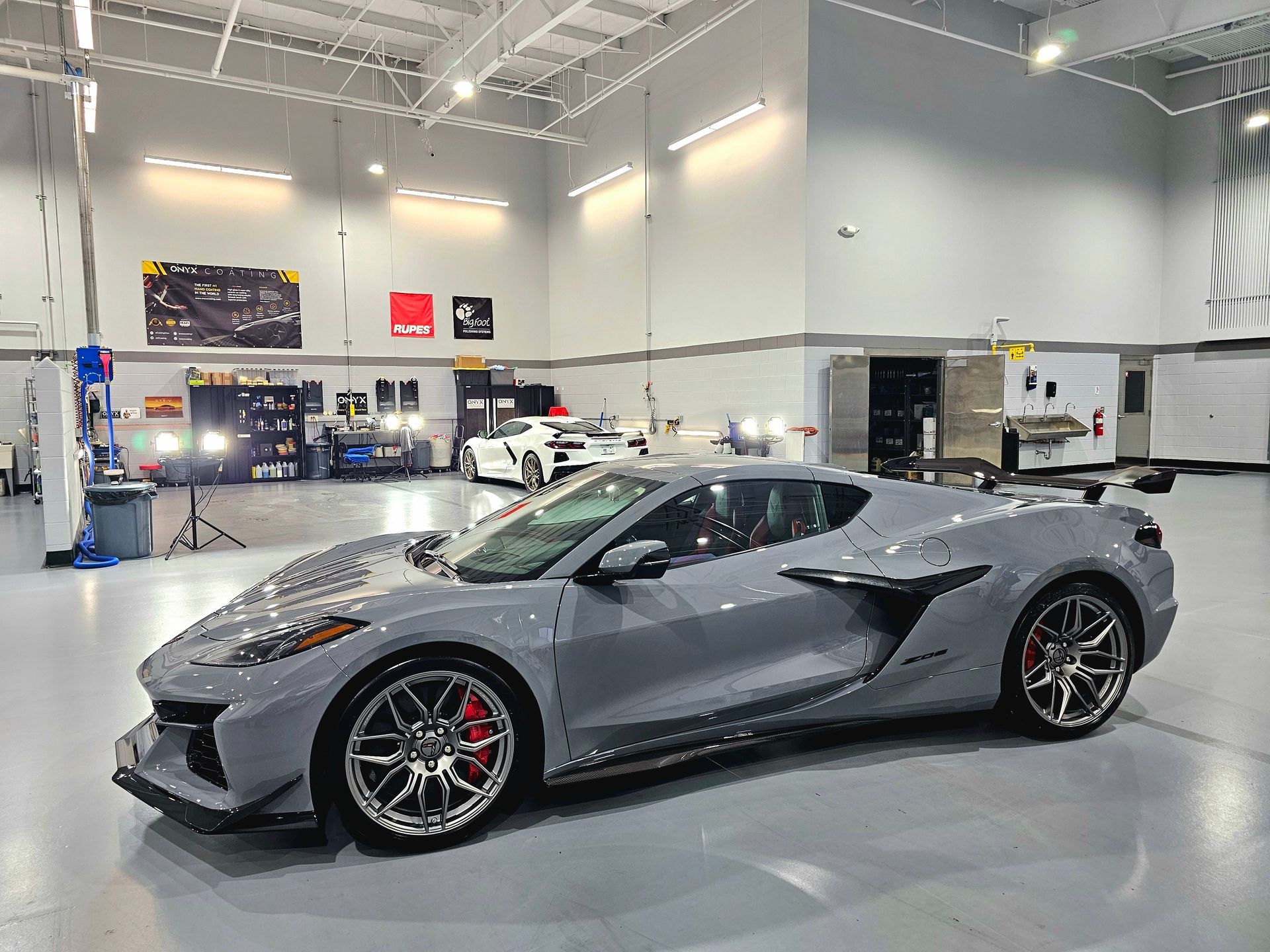 chevy c8 z06 silver orange