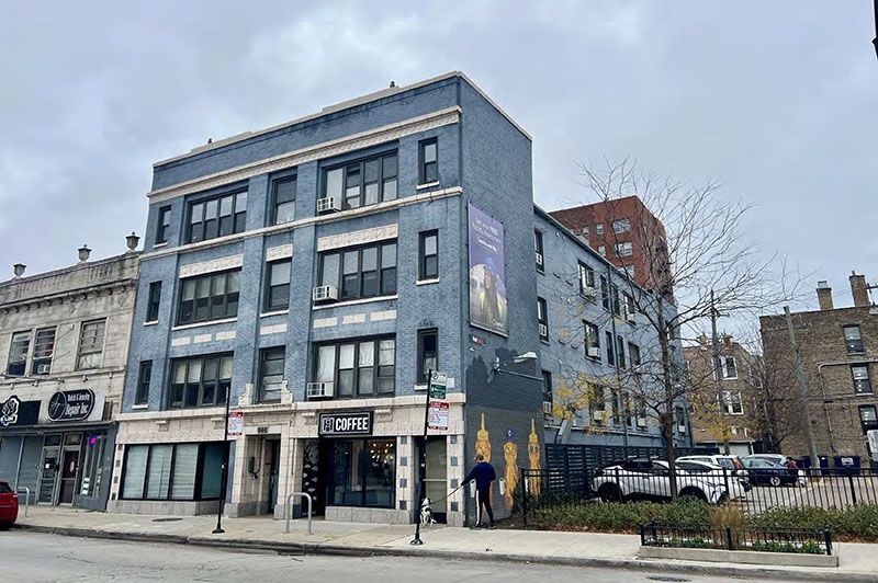 944 W Montrose Avenue 944 W Montrose Avenue