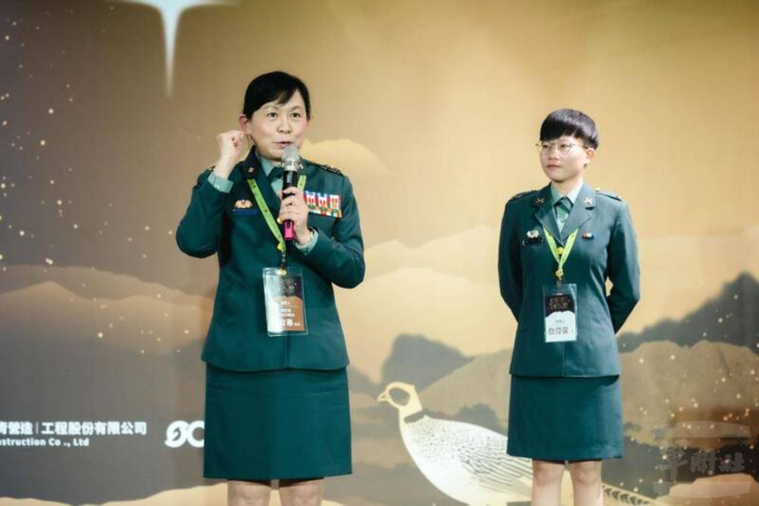 志願加入砲兵、見證檞樹飛彈除役 詹瀅螢獲「大武山職場新人」獎