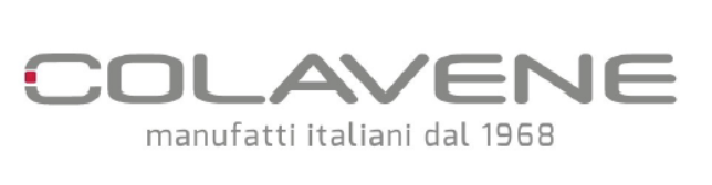 Il logo del marchio Colavene in grigio con un piccolo quadrato rosso, seguito dalla scritta