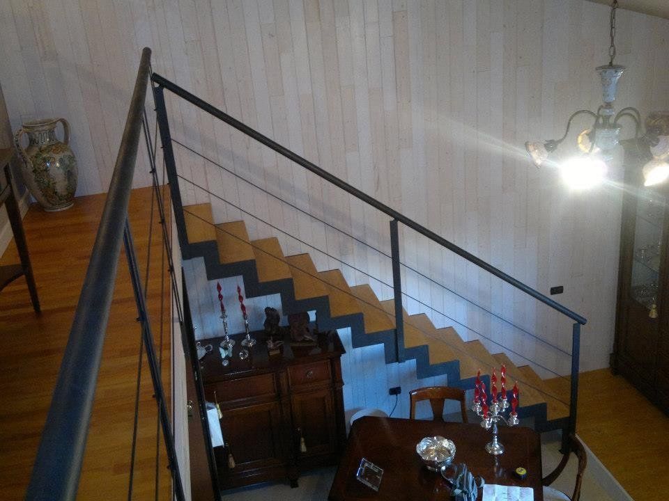 Scala con parapetto a cavi